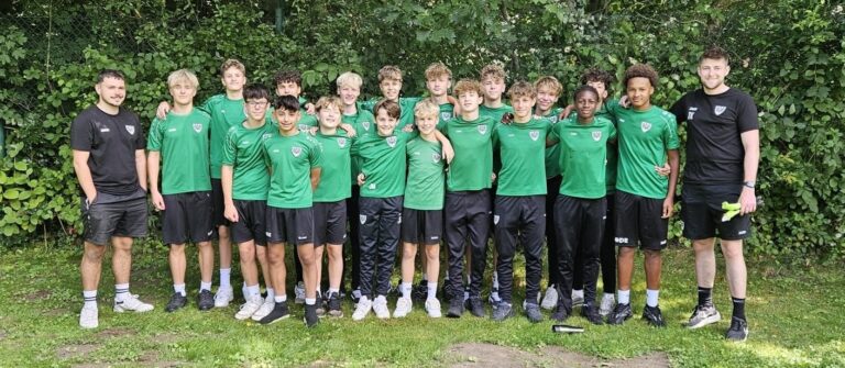 U15-Fußballer von Preußen Münster werkeln am Tierheim