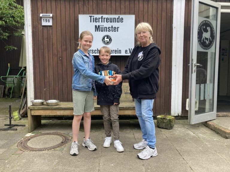 Greta, Raphael und Henry spenden 200 Euro